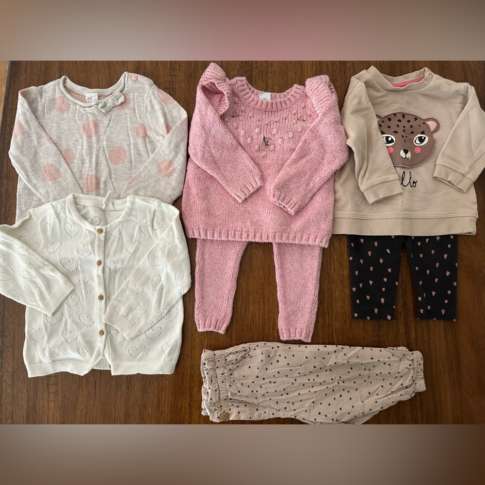 Adorable Baby Clothing Set in Pink and Cream
